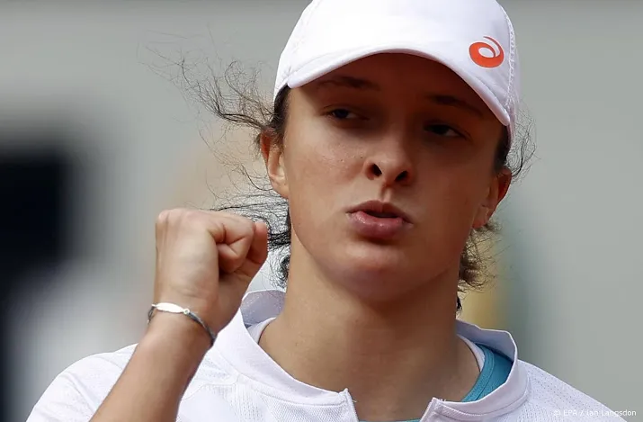 kenin en swiatek strijden om titel op gedevalueerd roland garros