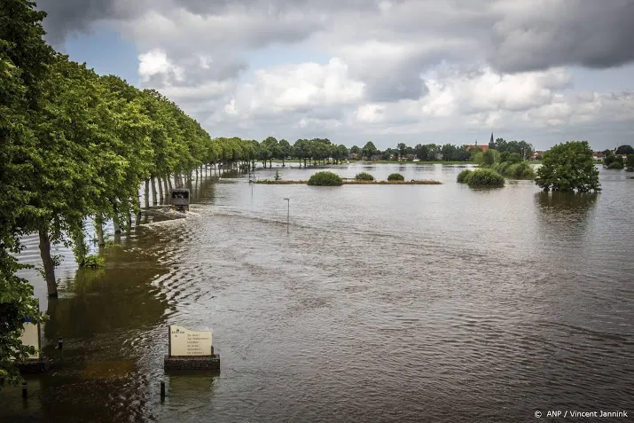 kenners verwachten snel herstel economie limburg na wateroverlast