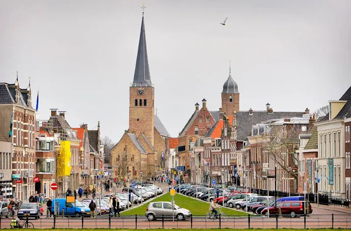 kerk in franeker ontruimd na brand