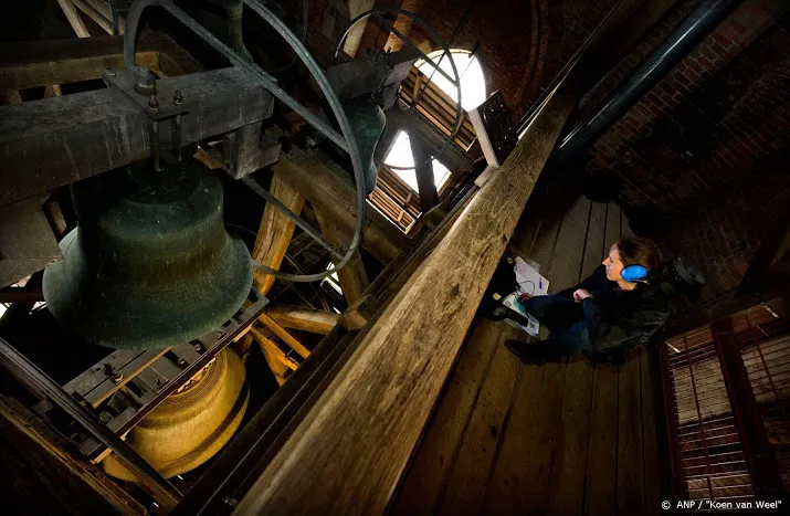 kerkklokken luiden opnieuw voor hoop en troost