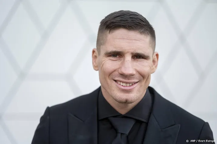 kickbokskampioen verhoeven na rellen belgie schande voor sport