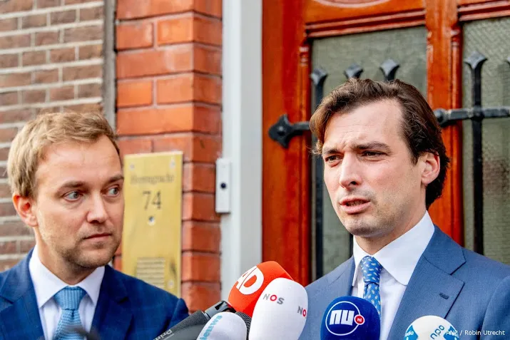 kiezers forum voor democratie verdeeld over vertrek baudet