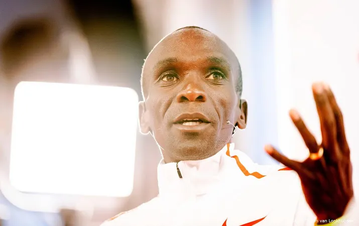 kipchoge mikt op tokio mits hij kans krijgt