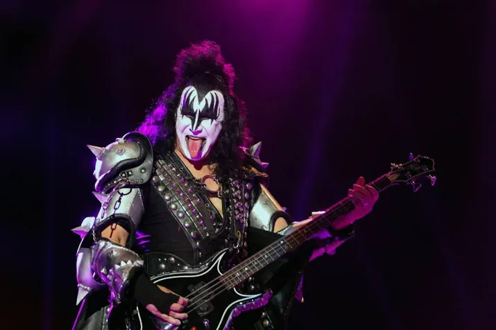 kiss doet nederland aan in afscheidstour