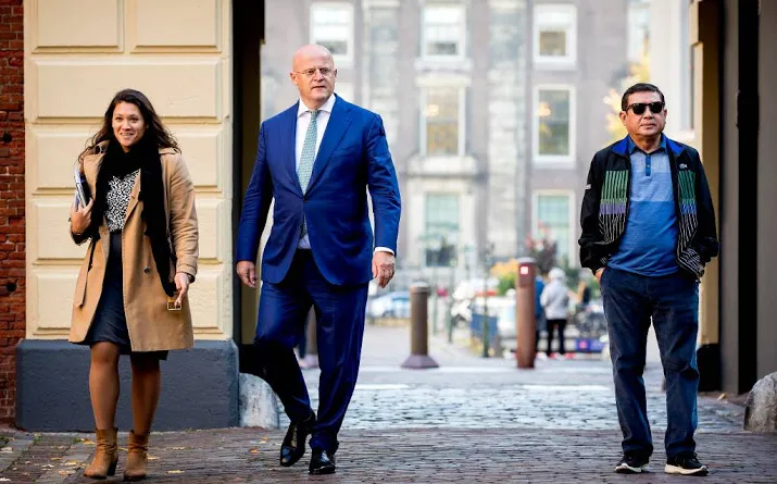 klager over grapperhaus wraakt tuchtrechter