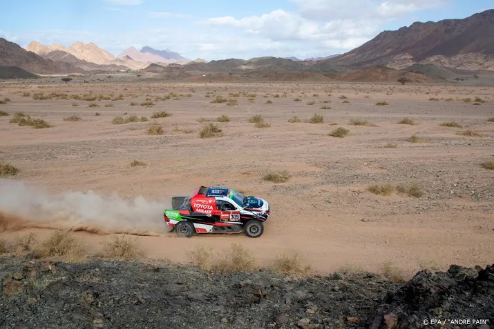 klassementsleiders verliezen terrein in dakar rally