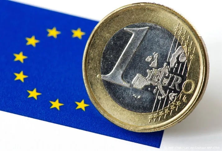 kleine groei economische activiteit eurozone na maanden van krimp