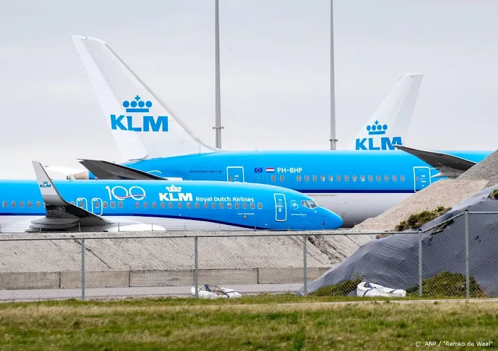klm laat vluchtschema steeds meer los