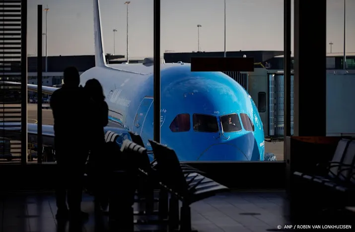 klm mag tijdelijk geen passagiers vervoeren naar hongkong