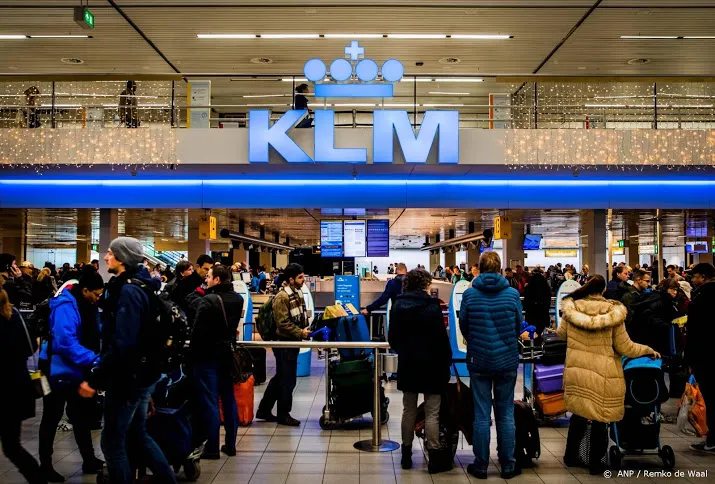 klm schrapt veel vluchten vanwege harde wind