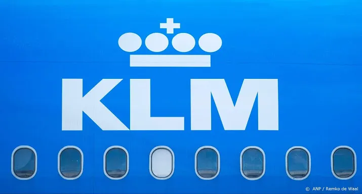 klm toestel verliest stuk vleugel bij harare