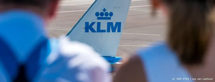 klm wacht op vnc en stelt cao overleg uit