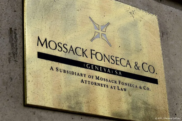 klokkenluider panama papers eist miljoenen voor lekken documenten
