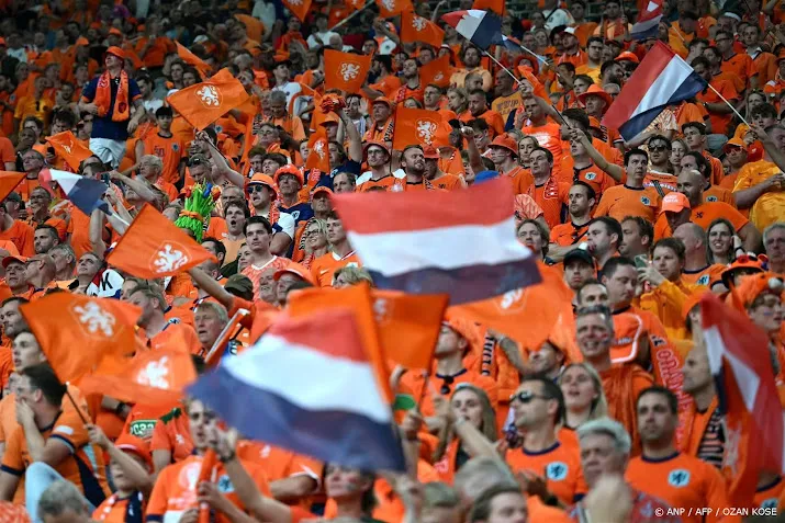 knvb 110 000 oranjefans kwamen naar dortmund