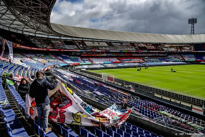 knvb blij dat feyenoord ajax doorgaat