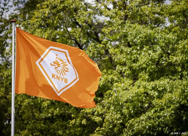 knvb gaat mogelijke schending sancties rusland nader onderzoeken