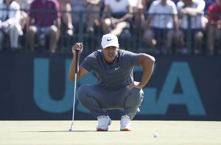 koepka klimt van negen naar vier