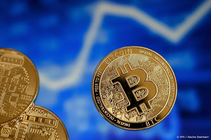 koers bitcoin gaat richting de 60 000 dollar