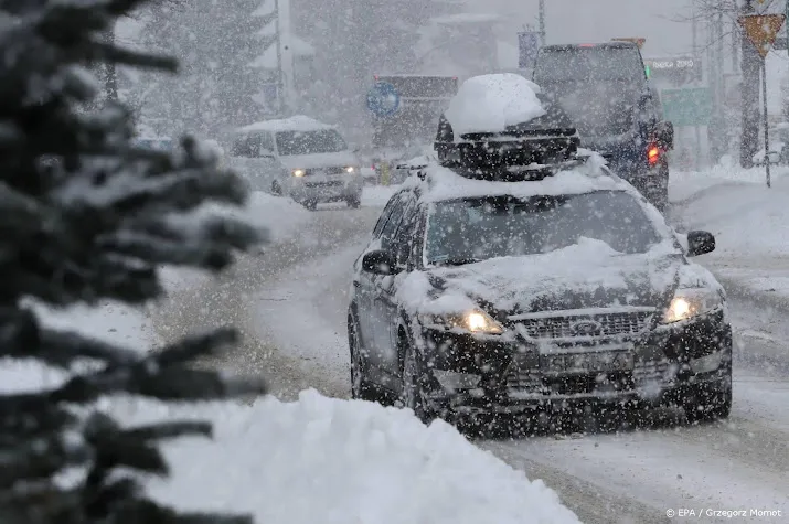 komende weekeinden druk op de weg door wintersport