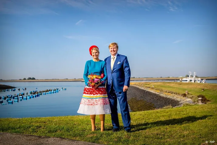 koning met maxima naar viering terneuzen