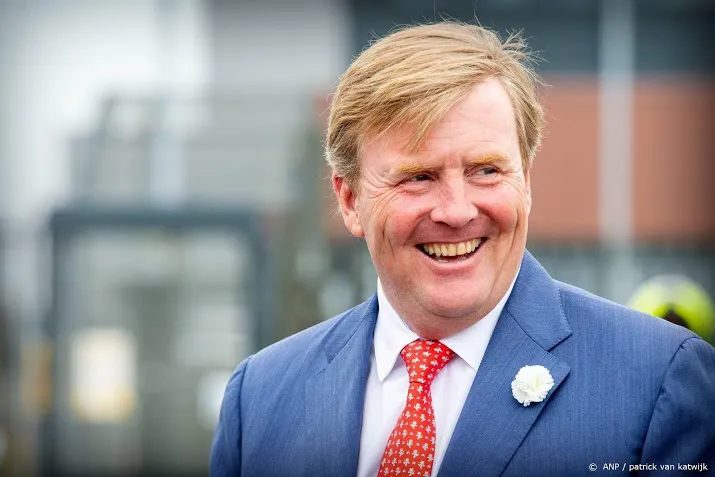 koning naar wk finale voetbalsters in lyon