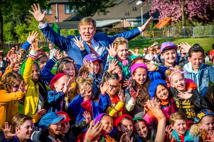 koning opent koningsspelen na goed ontbijt