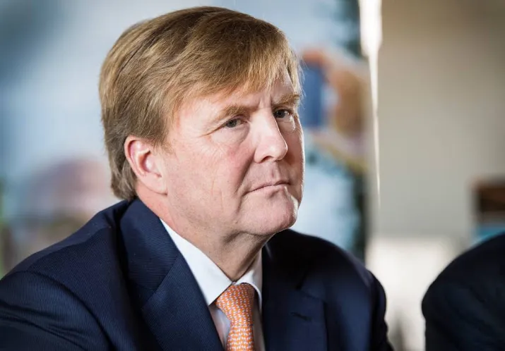 koning toont medeleven met sulawesi