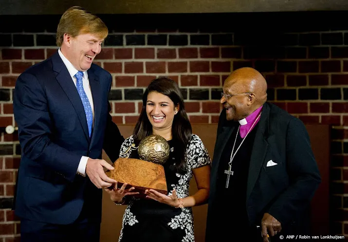 koning tutu streed voor recht en vrede en gaf hoop een stem