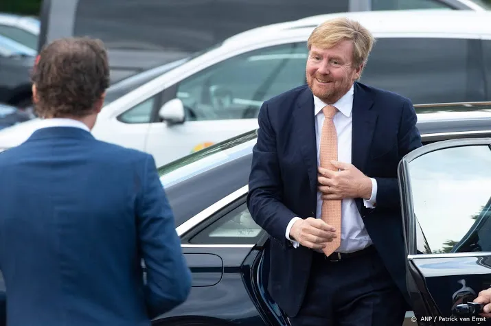 koning vraagt aandacht voor week tegen eenzaamheid