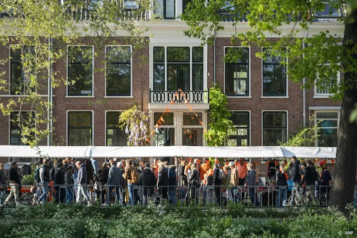 koningsnacht druk als vanouds geen grote incidenten