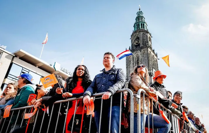 koninklijk bezoek groningen trok 40 000 mensen