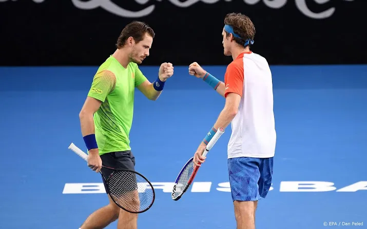 koolhof verslaat hewitt in dubbelspel
