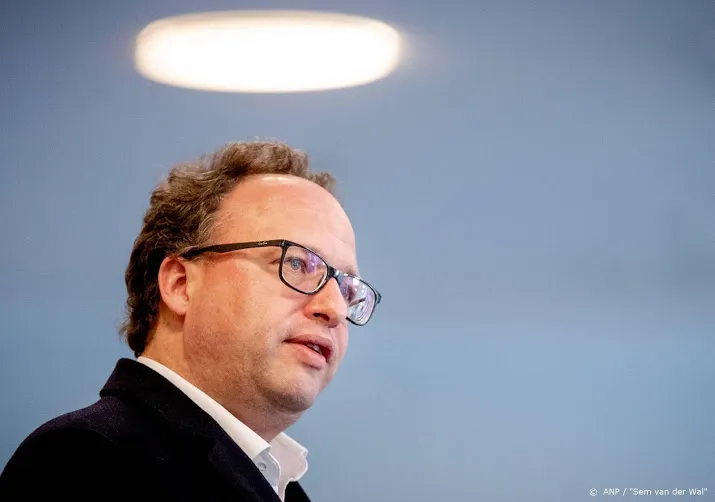 koolmees verwacht zeker 100 000 aanvragen loonkostenregeling