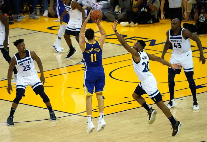 koplopers warriors en raptors blijven winnen