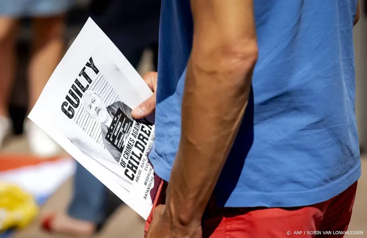 kort geding met complotdenkers afgebroken rechter gewraakt
