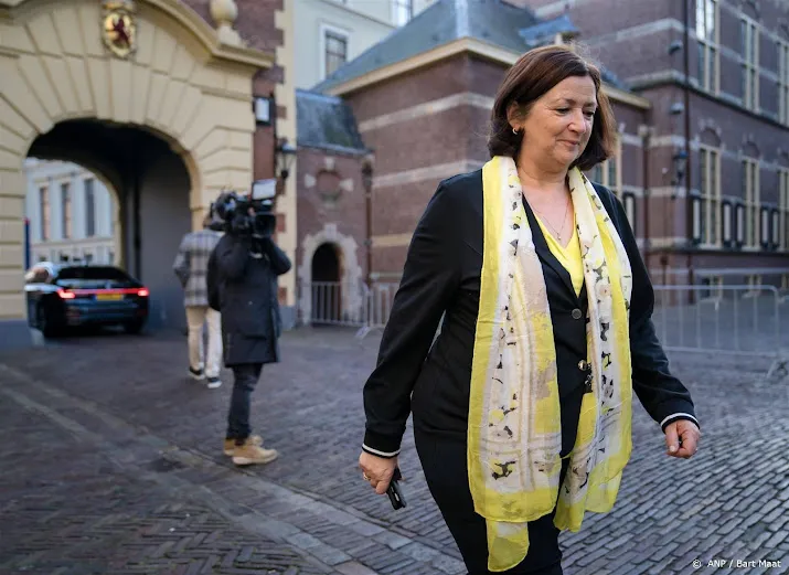 kort geding over zorgmedewerkers die baan kwijt zijn door corona