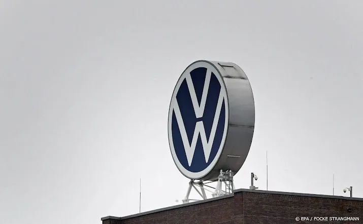 krant volkswagen biedt russische werknemers ontslagregeling aan