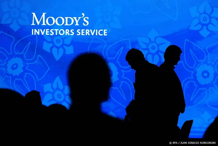 kredietbeoordelaar moodys positiever over nederlandse banken