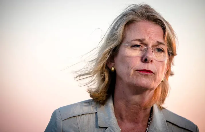 krikke op bezoek bij slachtoffer bootongeluk