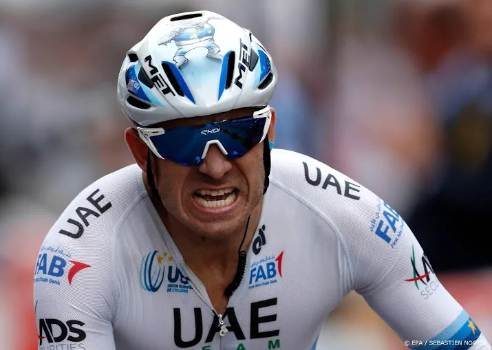 kristoff wint gent wevelgem in massasprint