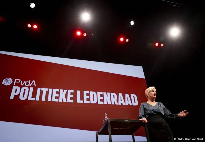 kuiken oproep klaver voor gezamenlijk programma logisch gebeuren