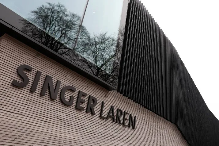 kunst uit bedrijfscollecties naar singer
