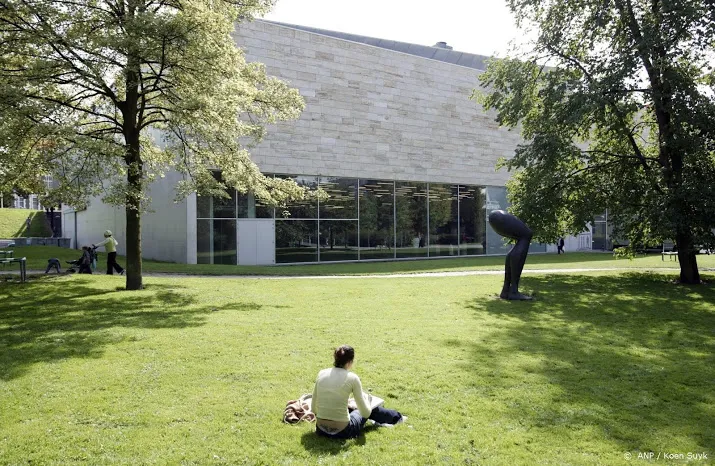 kunsthal viert gouden jubileum joost swarte