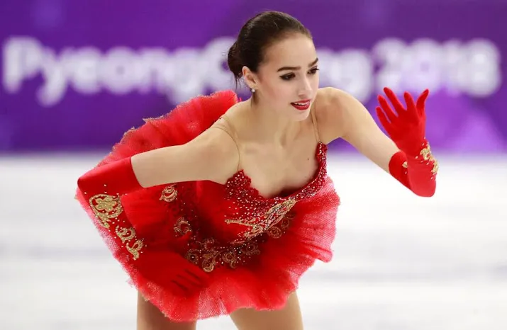 kunstrijdster zagitova helpt russen aan goud