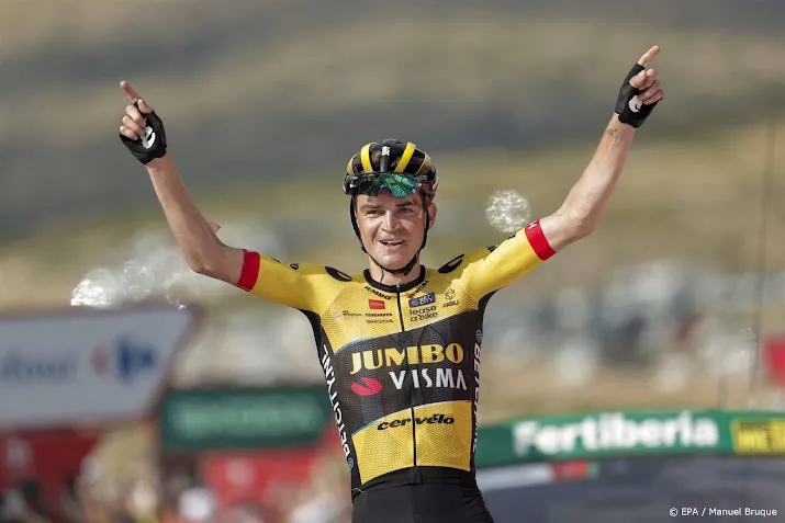 kuss bezorgt jumbo visma ritzege martinez pakt leiding in vuelta