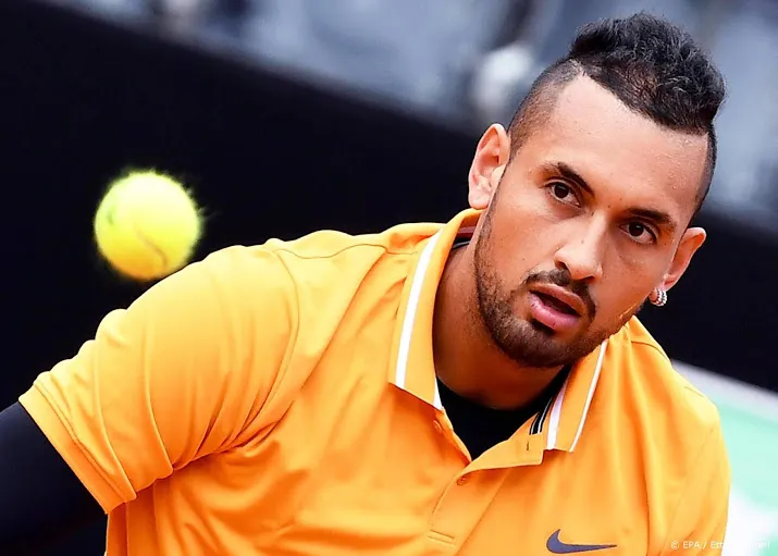 kyrgios gediskwalificeerd na woedeaanval