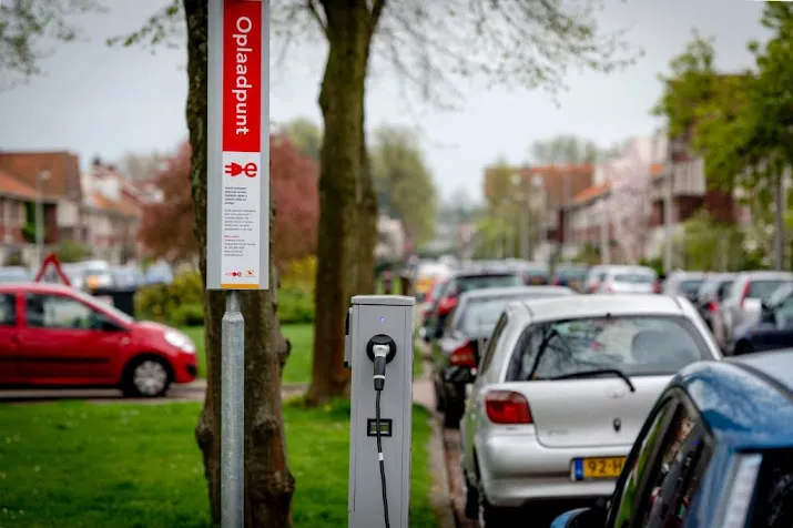 laadpanlaadpaleninitiatief in regio rotterdam