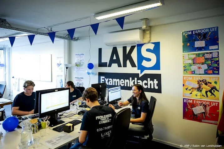 laks ontvangt ruim 18 500 klachten op eerste dag eindexamens