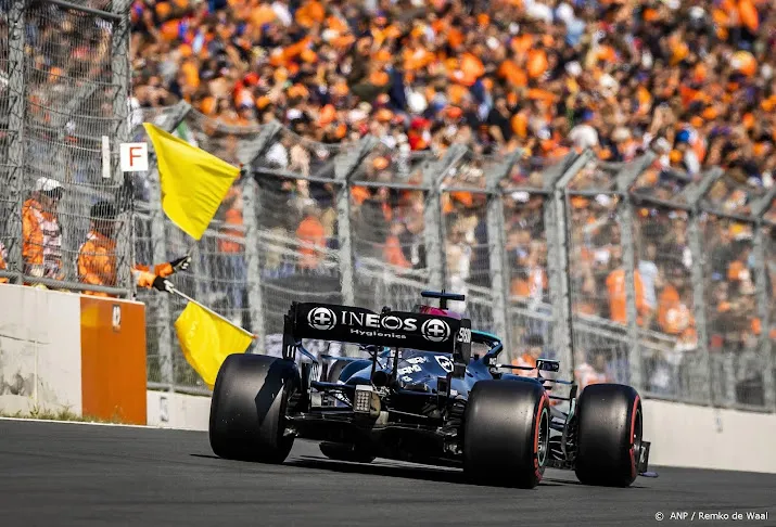 lammers groot compliment voor charmante hamilton