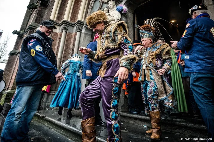 lampegat eindhoven blaast opening carnavalsseizoen af